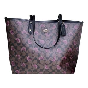 Reversible City Tote In Signature Canvas With Moon Print